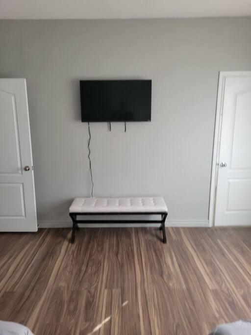 5 Bed- Strip 8mil, Dwntown 4.5mi Holiday home *